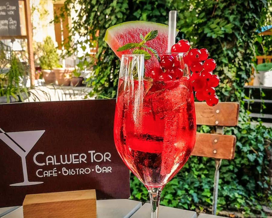 Melon Spritz Melon Spritz, Prosecco, Wassermelone, Café Bistro Calwer Tor Weil der Stadt Bar Cocktails Böblingen Sindelfingen Calw Cocktails Bier vom Fass Wein Tee Kaffee